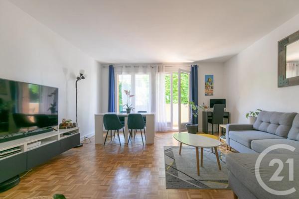 Appartement F3 à vendre  3 pièces - 71,02 m 2   ST MAUR DES FOSSES  - 94