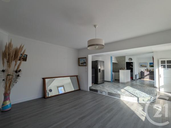 Maison à vendre  10 pièces - 300 m2 BEAUVOIR SUR MER - 85