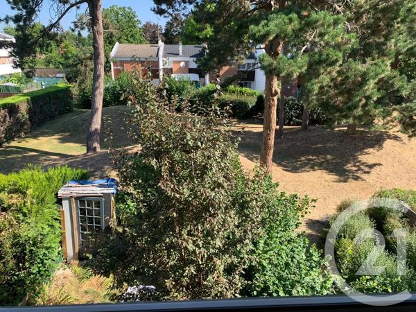 Maison à vendre  5 pièces - 90 m 2   BOUFFEMONT  - 95
