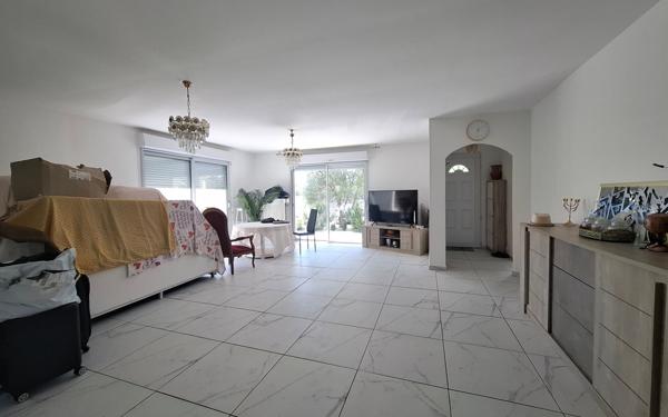 Maison à vendre    4 pièces •  Saint-Augustin