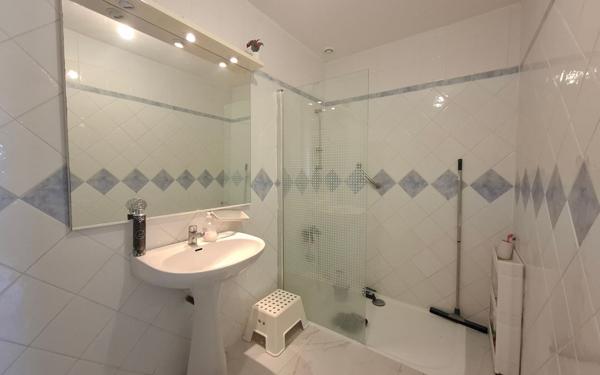 Maison à vendre    4 pièces •  Saint-Augustin