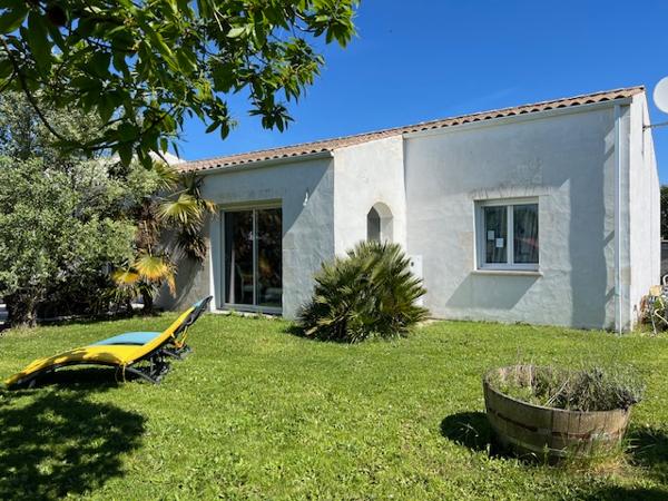 MAISON AU CALME - A 950 M DES COMMERCES