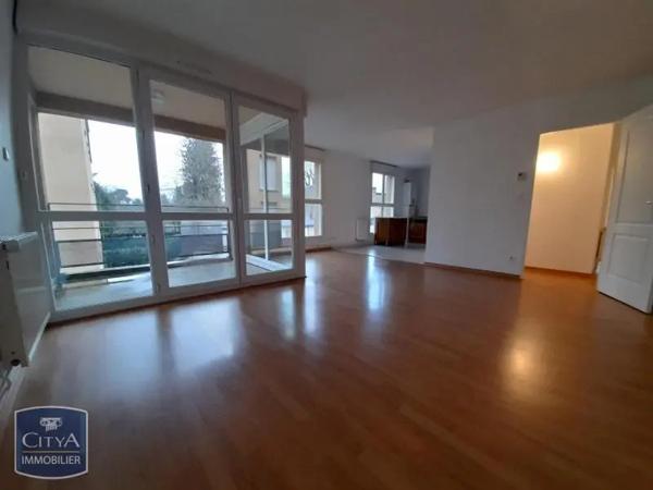 Appartement à louer 3 pièces 71.4m²