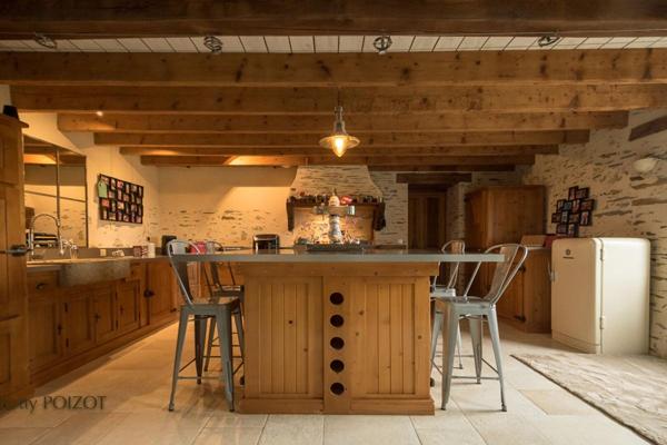 Nouveauté - Maison de Caractère Blain - 184 m2, 40 m2 d'annexes ainsi qu'une grange garage refaite