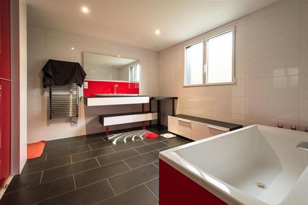 Nouveauté - Maison de Caractère Blain - 184 m2, 40 m2 d'annexes ainsi qu'une grange garage refaite