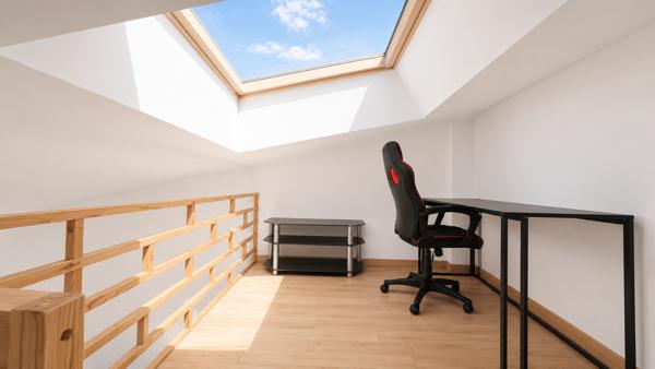 Maison
         5 pièces
        - 120 m² Bien prestige 799 000 € *