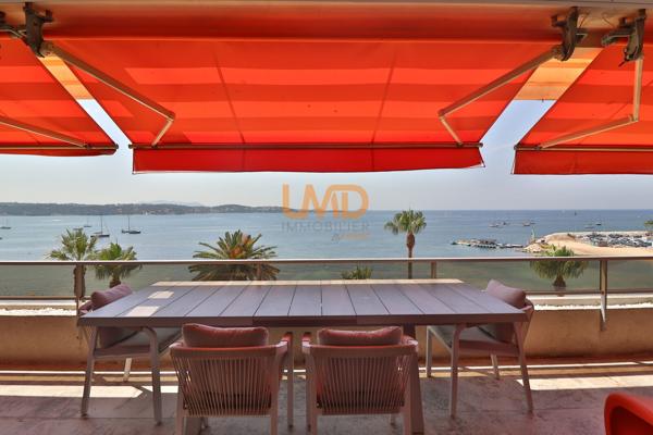 Appartement standing T3 terrasse parking, dernier étage, front de mer