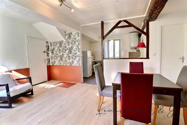 MOUY 60250 - Appartement F2 avec stationnement en rez de chaussée