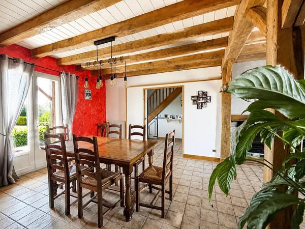 Vente                                                      Maison
                        
                     9 pièces                      183 m2                     à Aubigny-sur-Nère