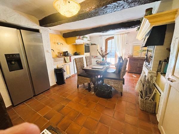 Maison centre village rénovée de 120M2 avec tropézienne