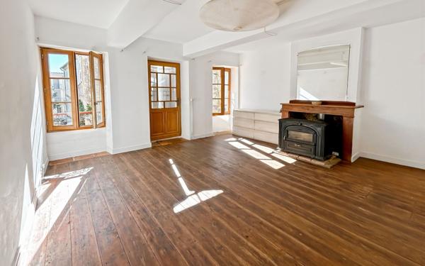 Maison à vendre    5 pièces •  Saint-Clar