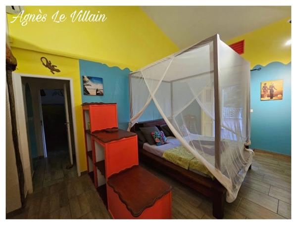 Maison avec piscine + Studio + Bungalow sur 2 500 m2