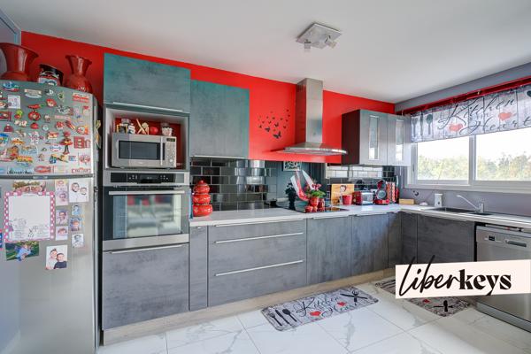 Pépite ! Superbe 3 pièces entièrement rénové, vue imprenable