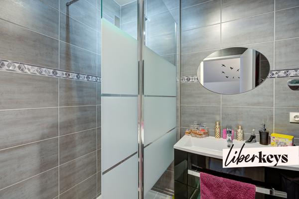 Pépite ! Superbe 3 pièces entièrement rénové, vue imprenable