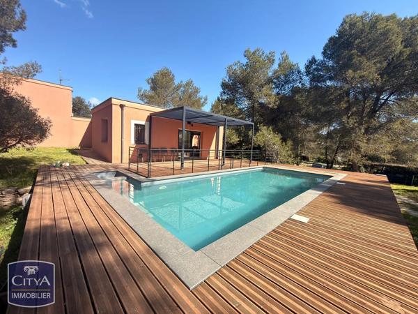 Maison à vendre 7 pièces 145.4m² Nîmes (30900)