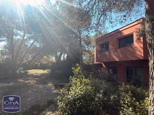 Maison à vendre 7 pièces 145.4m² Nîmes (30900)