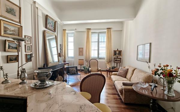 Appartement à vendre    2 pièces • 74,06 m2 Grenoble