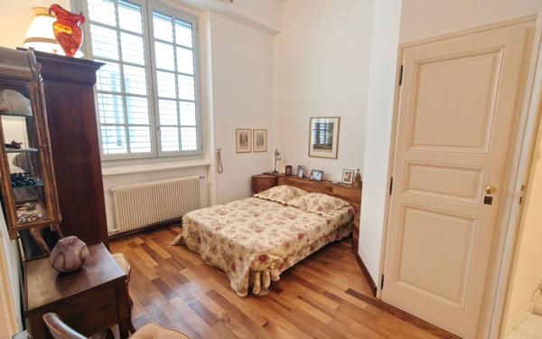 Appartement à vendre    2 pièces • 74,06 m2 Grenoble