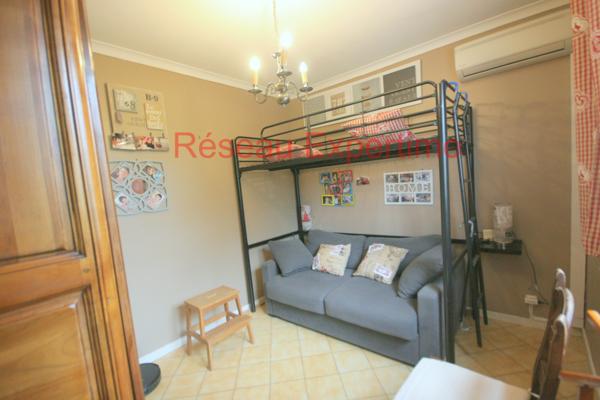 Aubord (30620) VILLA PROVENCALE 194 m², terrain 640 m²