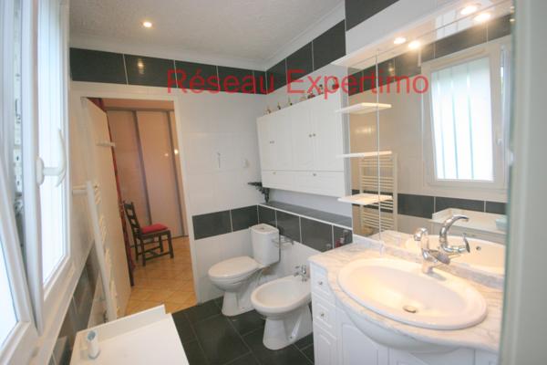 Aubord (30620) VILLA PROVENCALE 194 m², terrain 640 m²