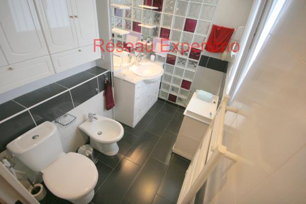 Aubord (30620) VILLA PROVENCALE 194 m², terrain 640 m²