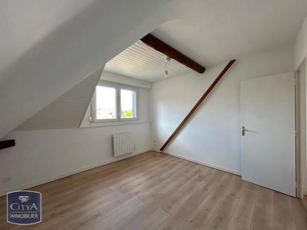 Appartement à louer 3 pièces 66.13m² Sedan (08200)