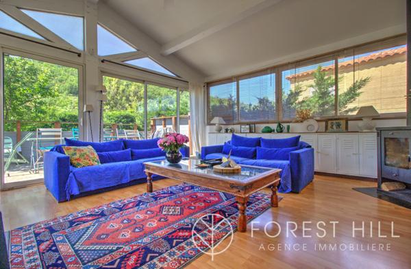 Céret (66400) Maison familiale avec vue, jardin, piscine et appartement indépendant