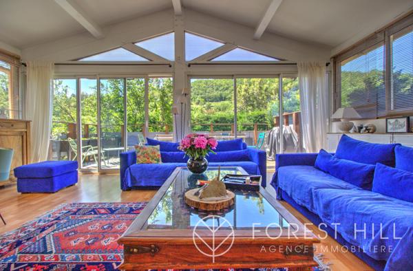 Céret (66400) Maison familiale avec vue, jardin, piscine et appartement indépendant