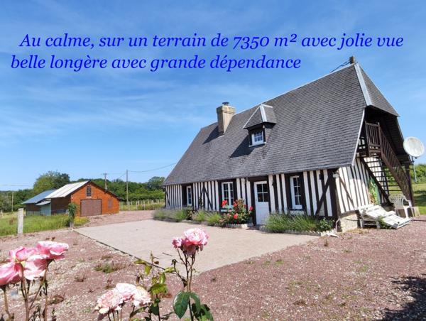 Agréable maison dans écrin de verdure, au calme, avec jolie vue