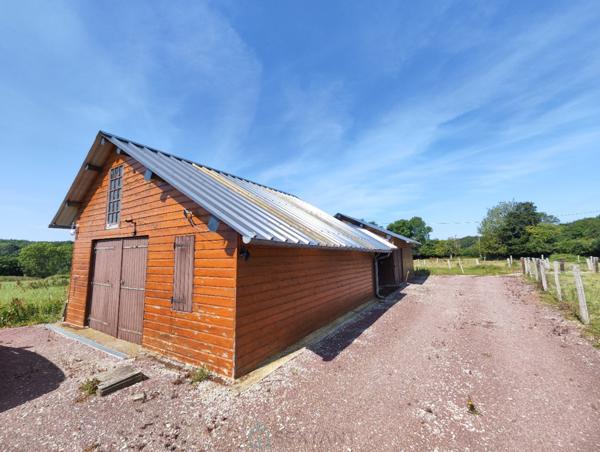 Agréable maison dans écrin de verdure, au calme, avec jolie vue