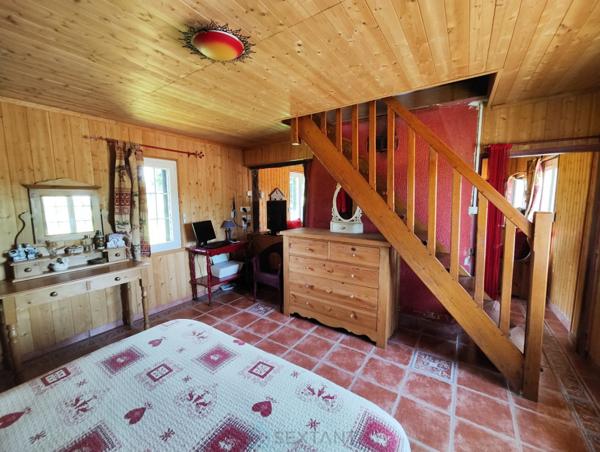 Agréable maison dans écrin de verdure, au calme, avec jolie vue