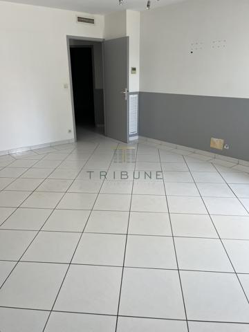 Immeuble 460.5 m² 1 etage(s)