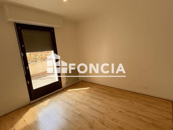 Location Appartement 3 pièces 74.29 m² - 1-3-5 PLACE PORTE D'ALLINGES Evian Les Bains 74500