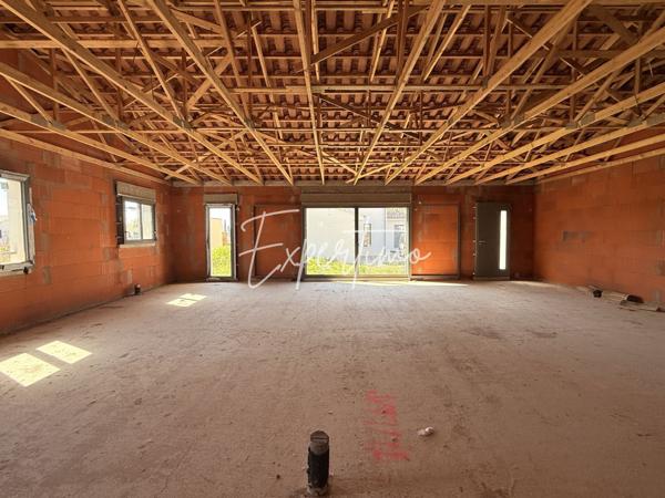 Volx (04130) MAISON A VOLX