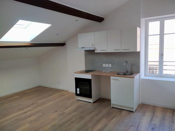 Location Appartement 3 pièces 40 m2 à Carmaux