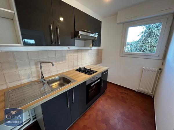 Appartement à louer 2 pièces 44.99m² Mont-de-Marsan (40000)