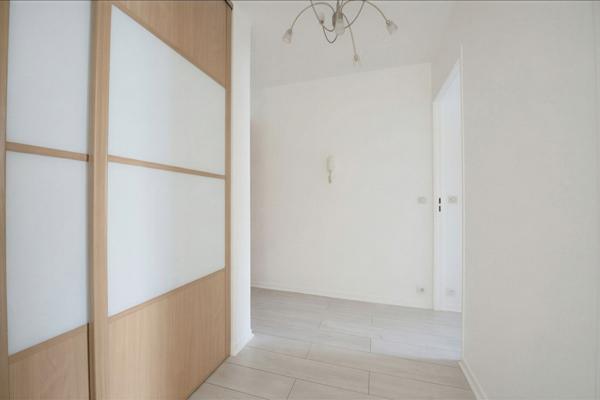 Appartement Nogent Sur Marne 57 m² avec Balcon & Parking