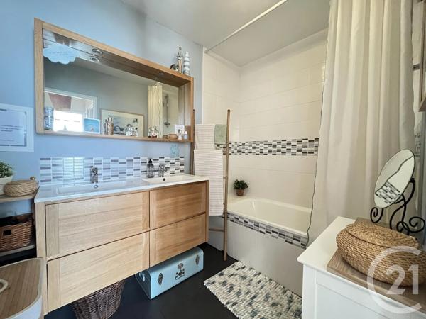 Appartement F2 à vendre  2 pièces - 50,29 m 2   MAUREPAS  - 78