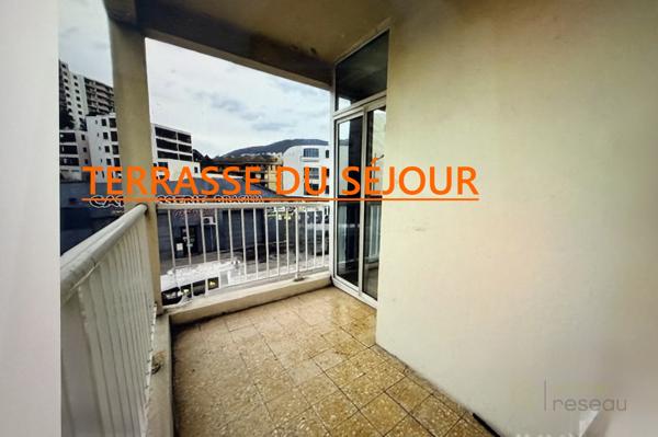 Appartement à AJACCIO (20090)