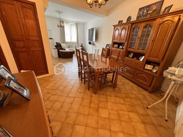 Immeuble mixte de 156 m²