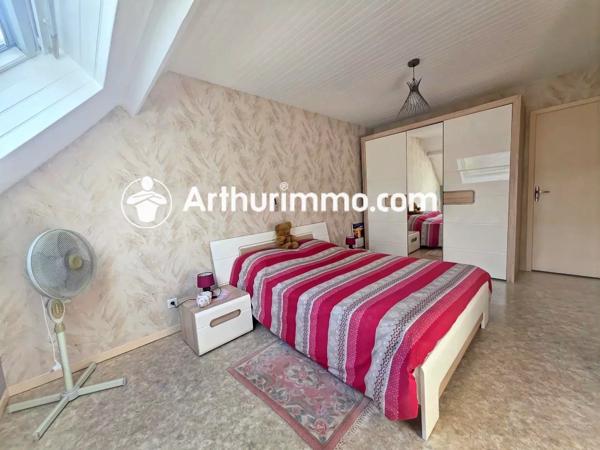 Vente                                                      Maison
                        
                     5 pièces                      135 m2                     à Savigny-le-Temple