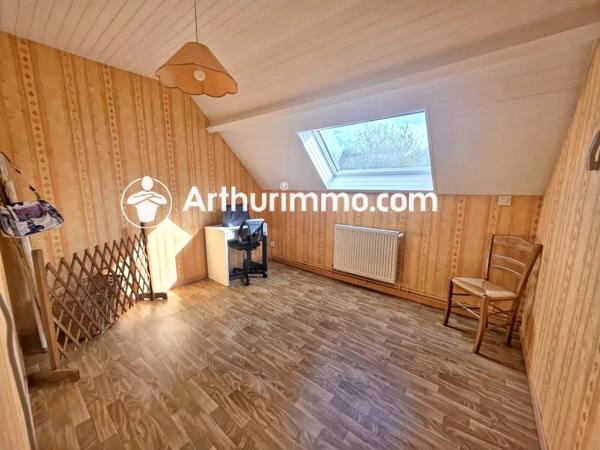Vente                                                      Maison
                        
                     5 pièces                      135 m2                     à Savigny-le-Temple