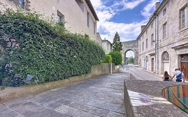 Appartement à vendre    4 pièces • 93,50 m2 Avignon