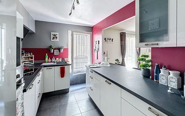 Appartement à vendre    4 pièces • 93,50 m2 Avignon