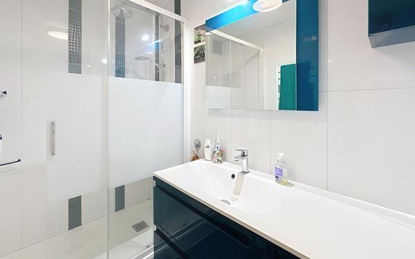 Appartement à vendre    4 pièces • 93,50 m2 Avignon