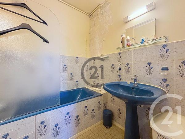 Appartement T4 à vendre  4 pièces - 82,12 m 2   AVON  - 77