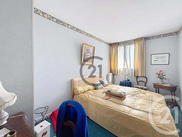 Appartement T4 à vendre  4 pièces - 82,12 m 2   AVON  - 77