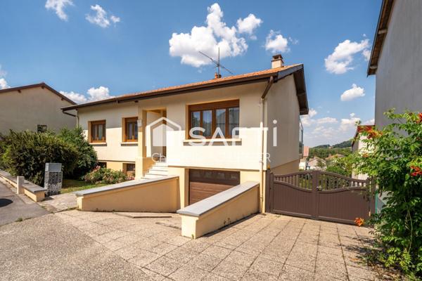 PAVILLON INDEPENDANT AVEC VIE DE PLAIN-PIED, trois chambres, dressing, véranda, grand sous-sol - terrain 570m2