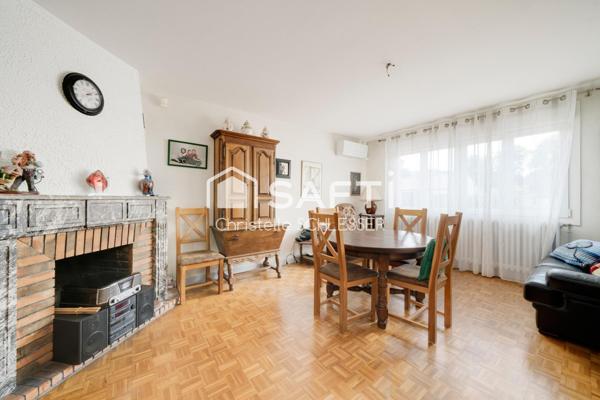 PAVILLON INDEPENDANT AVEC VIE DE PLAIN-PIED, trois chambres, dressing, véranda, grand sous-sol - terrain 570m2