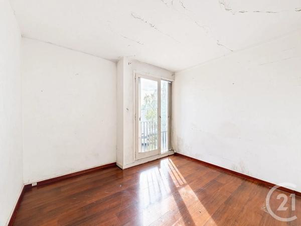 Appartement F3 à vendre  3 pièces - 61,63 m 2   FRESNES  - 94